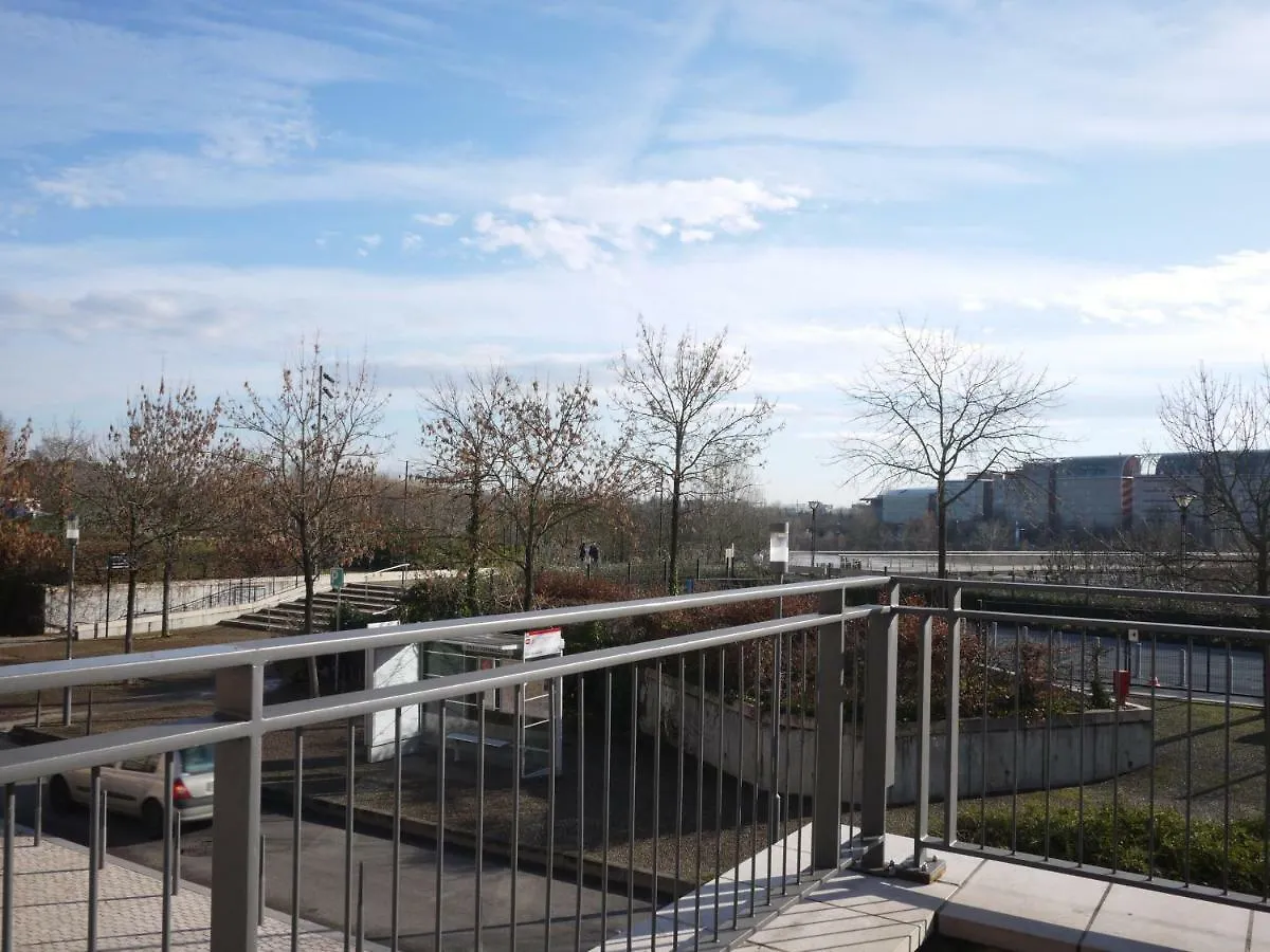 Appart Saint Clair Lyon Cite Internationale Apartament